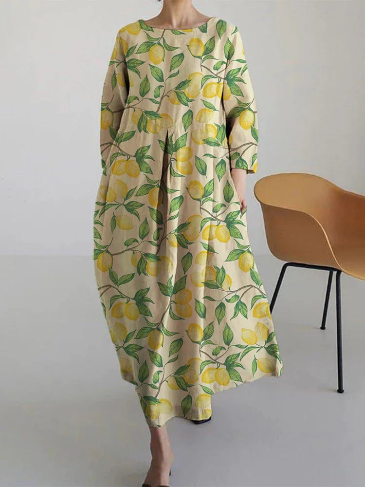 Johanne | Blomstret midi-kjole med luftig komfort og middelhavsstil, perfekt til sommeren
